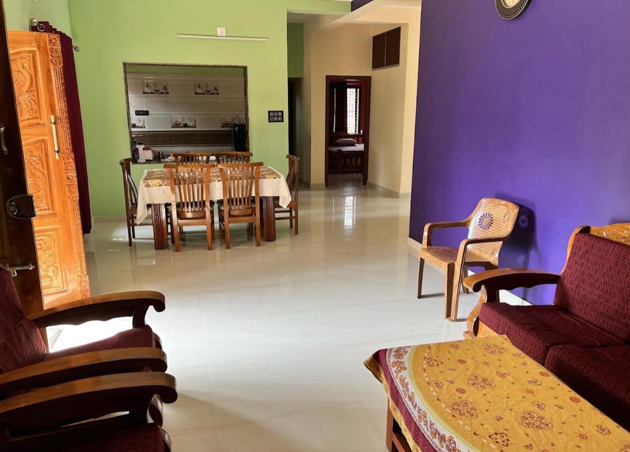 Indira Homestay Mangalore Luaran gambar